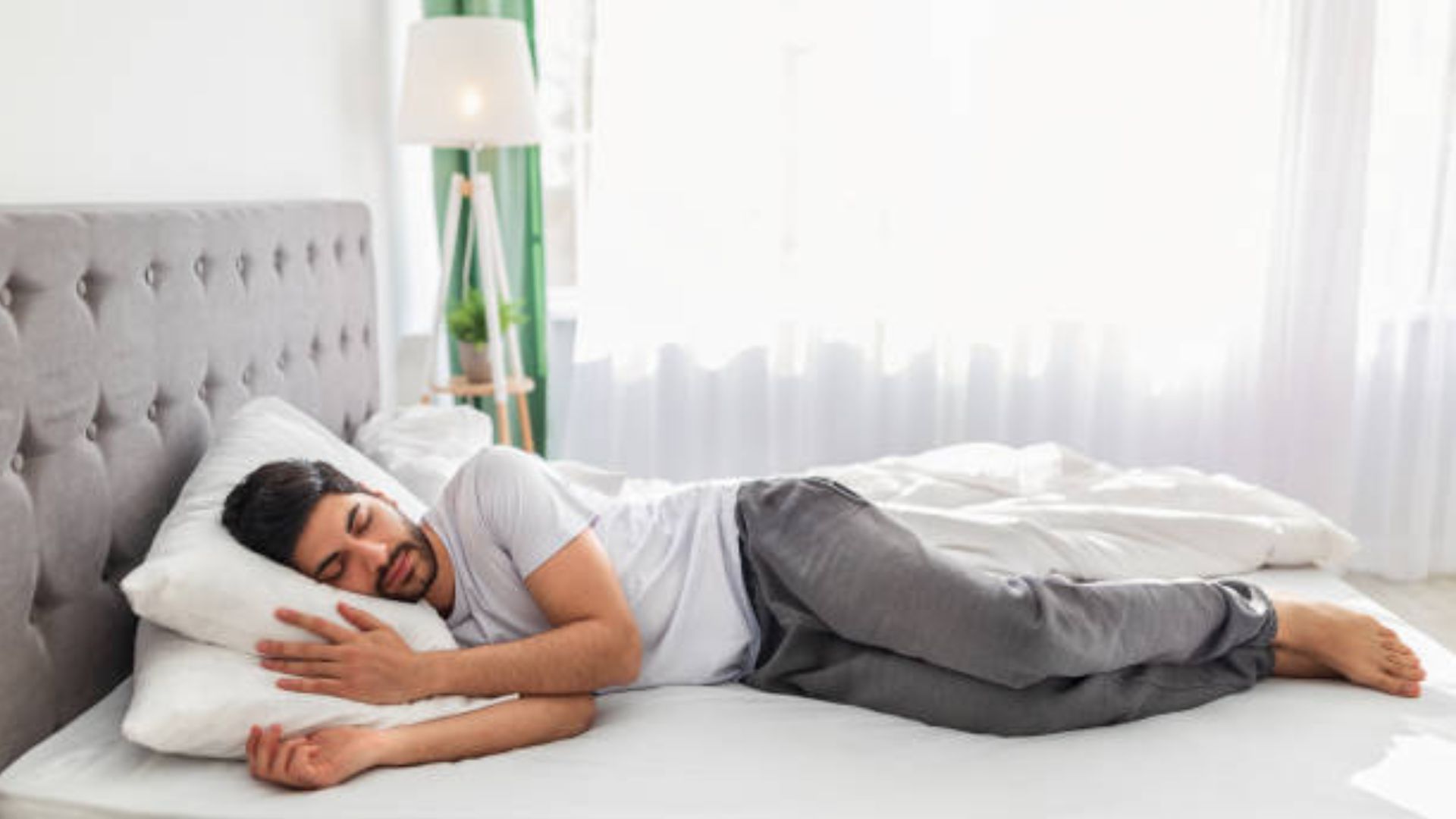 How to Sleep With Lower Back Pain Best Sleeping Positions